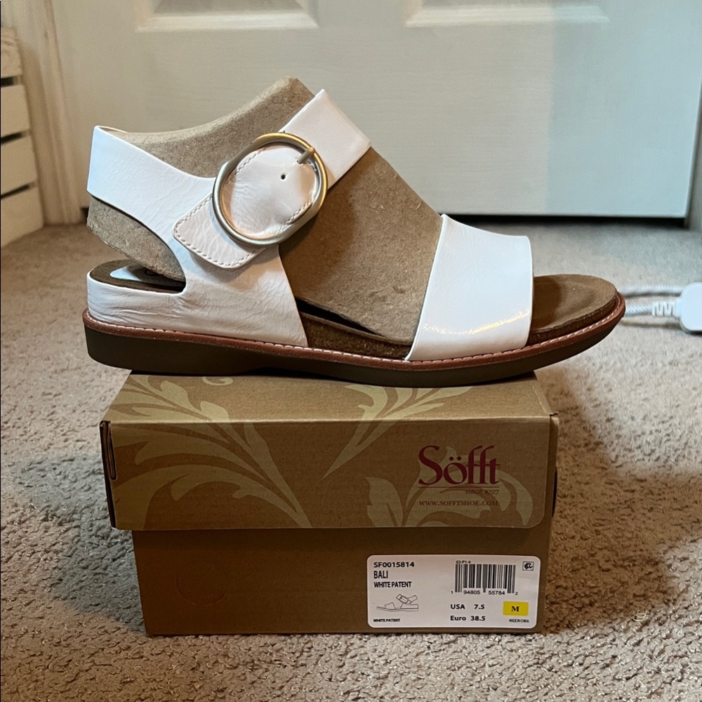 Sofft White Sandals with Silver Buckle